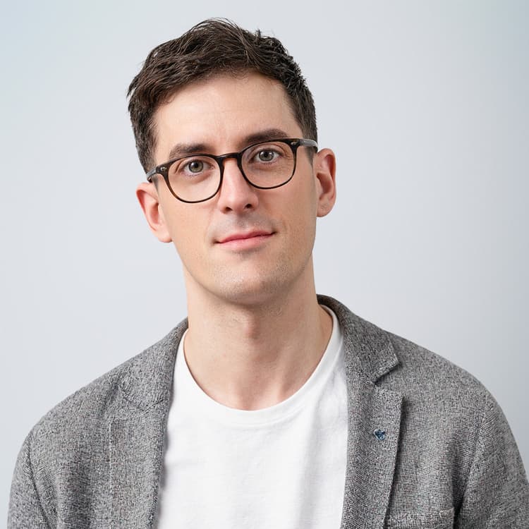 Portrait of Nick Lawrence